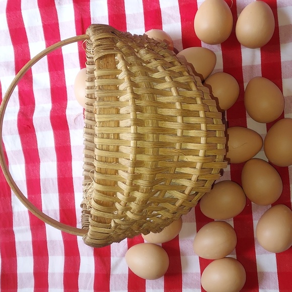 VINTAGE Basket &  Wooden Eggs Country/Prim Decor. - Picture 6 of 8